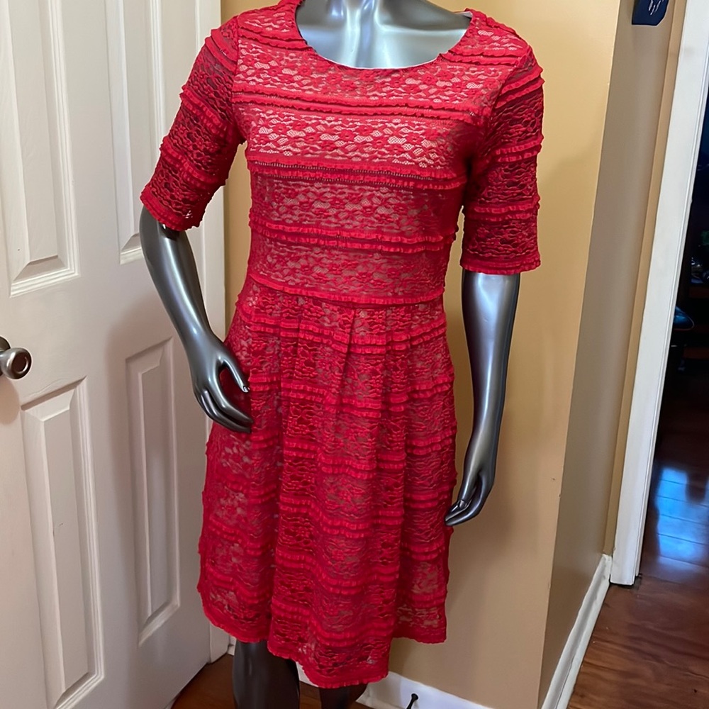 Lace dress